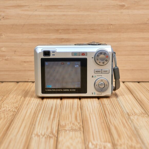 Casio Exilim EX-Z120 7.2MP Digital Camera, 3x Optical Zoom - Picture 5 of 6